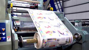How to Check the Scuff Resistance of Printed Plastic Film?